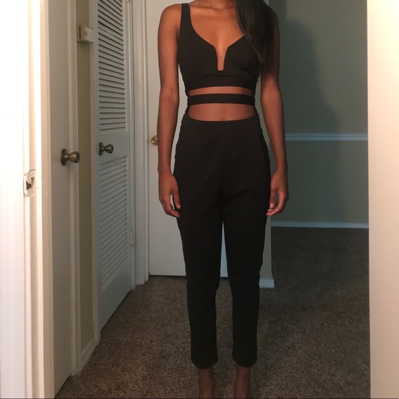 Black jumpsuit - Picture 1 of 3